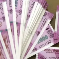 young Girl elope with Boy Friend with Rs 6 lakhs