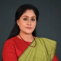 vijay shanti slams kcr