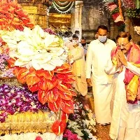 venkaiah visits ttd