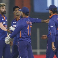 3rd ODI: Krishna, Siraj bowl India to a 96-run win and complete a 3-0 sweep
