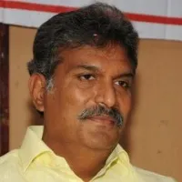 Kesineni Nani and Gadde Rammohan fires on Jagan