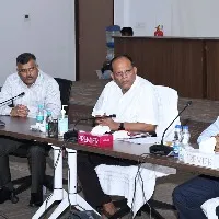 క్రెడాయ్, ట్రెడాయ్, తెలంగాణ బిల్డర్స్ అసోసియేషన్ ప్రతినిధులతో సీఎస్ సోమేశ్ కుమార్ సమావేశం