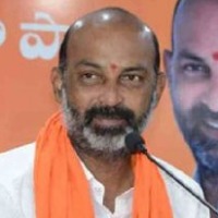 bandi sanjay slams trs