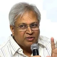 Jagan silence on Central government pending issues in not good says Undavalli