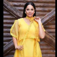 Anasuya fires on a woman journalist
