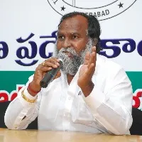 Telangana Congress leader drops plan to quit