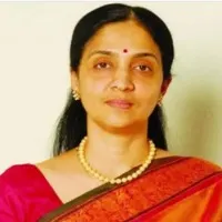 Who is Himalaya Yogi that influenced Chitra Ramakrishna