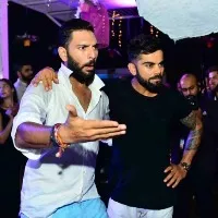 Kohli Emotional Response On Yuvis Emotional Note