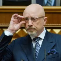 Ukraine defense minister Oleksii Reznikov calls people to join territorial army
