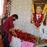 Vijay pays homage to late actor Puneeth Rajkumar
