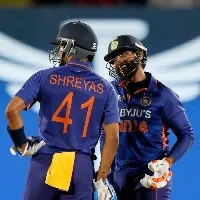 2nd T20I: India beat Sri Lanka by 7 wickets, take unassailable 2-0 series lead