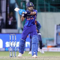 2nd T20I: With ball swinging and seaming, timing was important for me: Shreyas Iyer