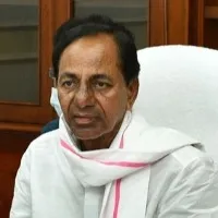 telangana cm kcr startsd to delhi