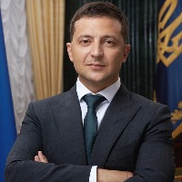 Zelenskyy signs Ukraine's EU membership application