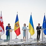 European Union grants membership to Ukraine