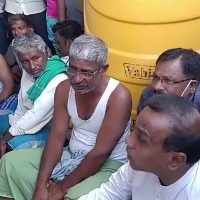 No one confirming about bringing back body: Deceased Karnataka student's family