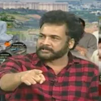 Sivaji comments on YCP reps
