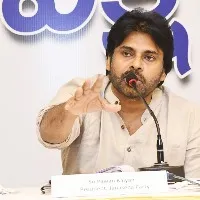 Pawan Kalyan decides to give five lakhs to deceased Janasena worker