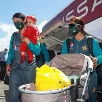 Indian women team bonding with Pak captain Bisma Maroof's toddler win hearts 