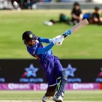 ICC Womens World Cup 2022 India targets 245 runs to pak