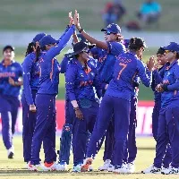 Team India Women Smashes Pak Down In Their Opener In ODI World Cup