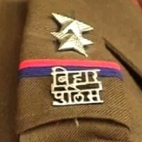 Cops rescue boy who dangled from school balcony to melt mother's heart