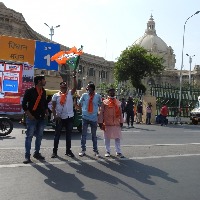 BJP leading in 248 seats in UP, SP in 112