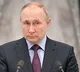 mescow women rejected flowers which came from putin