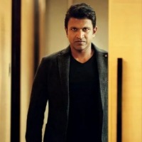 Fever of late Kannada superstar Puneeth's swansong 'James' grips K'taka