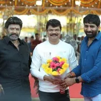 Boyapati went to Balakrishna New Movie Set