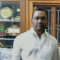 Former minister DL Ravindra Reddy comments on Viveka issue