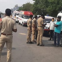 Andhra Mid-Day Meal workers held ahead of 'chalo Vijayawada'