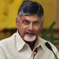 Arrack deaths are murders by govt, says Chandrababu Naidu