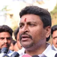 vellampalli slams pawan kalyan