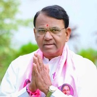 Suspended T'gana BJP MLAs meet Speaker