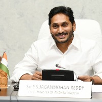 Andhra CM asks MLAs to undertake two-year mass contact programme