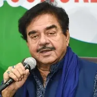Shatrughan sinha joins TMC