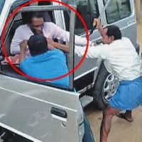 Abkari SI and constable attacked in nizamabad dist