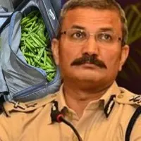 Airport Security Asked IPS Officer To Open Bag green peas inside the bags