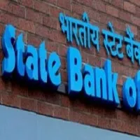 SBI employees humanitarian gesture towards a customer