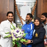 CM Jagan announces cash reward for power lifter Sheikh Sadia Almas