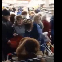 Russians fight for sugar packets in supermarket; video goes viral