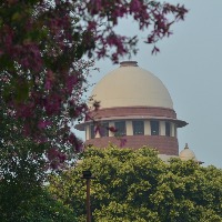 Mere breach of contract not criminal offence in itself: SC
