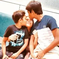 Aishwaryaa Rajinikanth pens heartfelt poem for sons on World Poetry Day