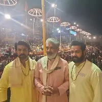 RRR team arrives Varanasi and offered prayers