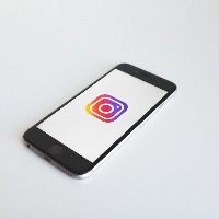 Instagram users can now control feed with Favourites, Following