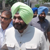 SC reserves verdict on plea for enhancing Sidhu's sentence in 1988 road rage case