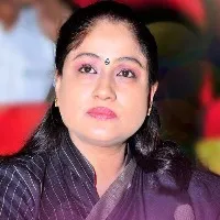 Vijayasanthi criticizes TRS govt