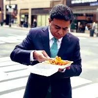 KTR have some chicken on New York streets