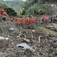 No explosive components found at China plane crash site